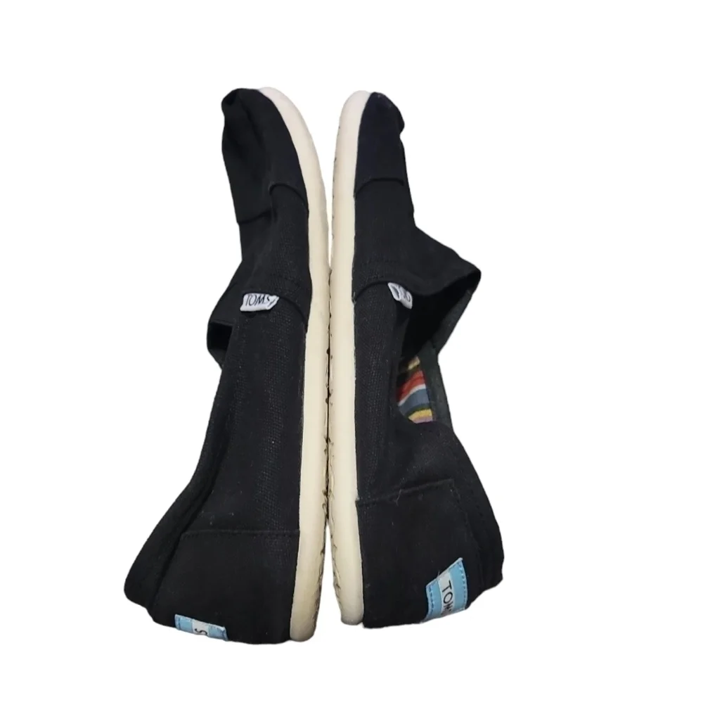 TOMS Women's Black Flats Size 9.5